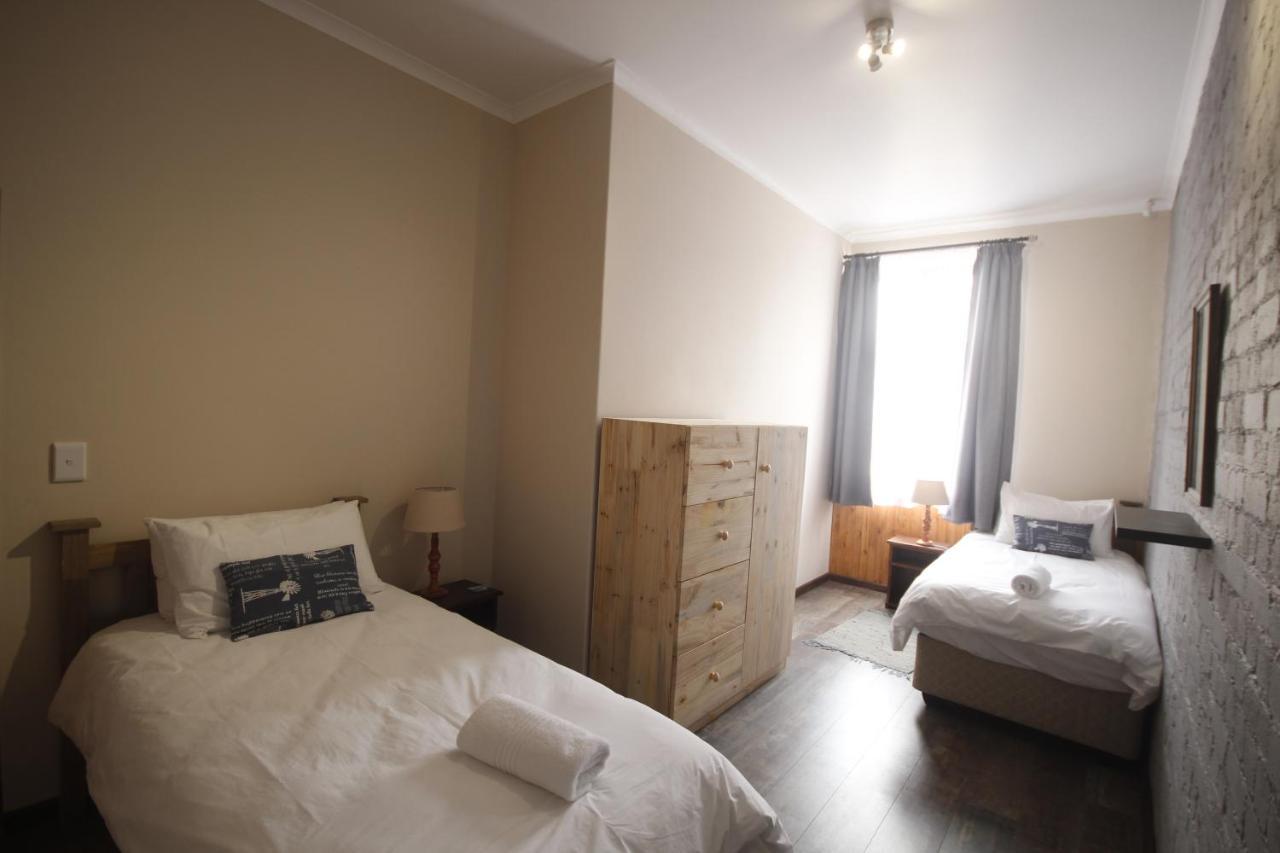Eazy Sleep Accommodation Суакопмунд Екстериор снимка