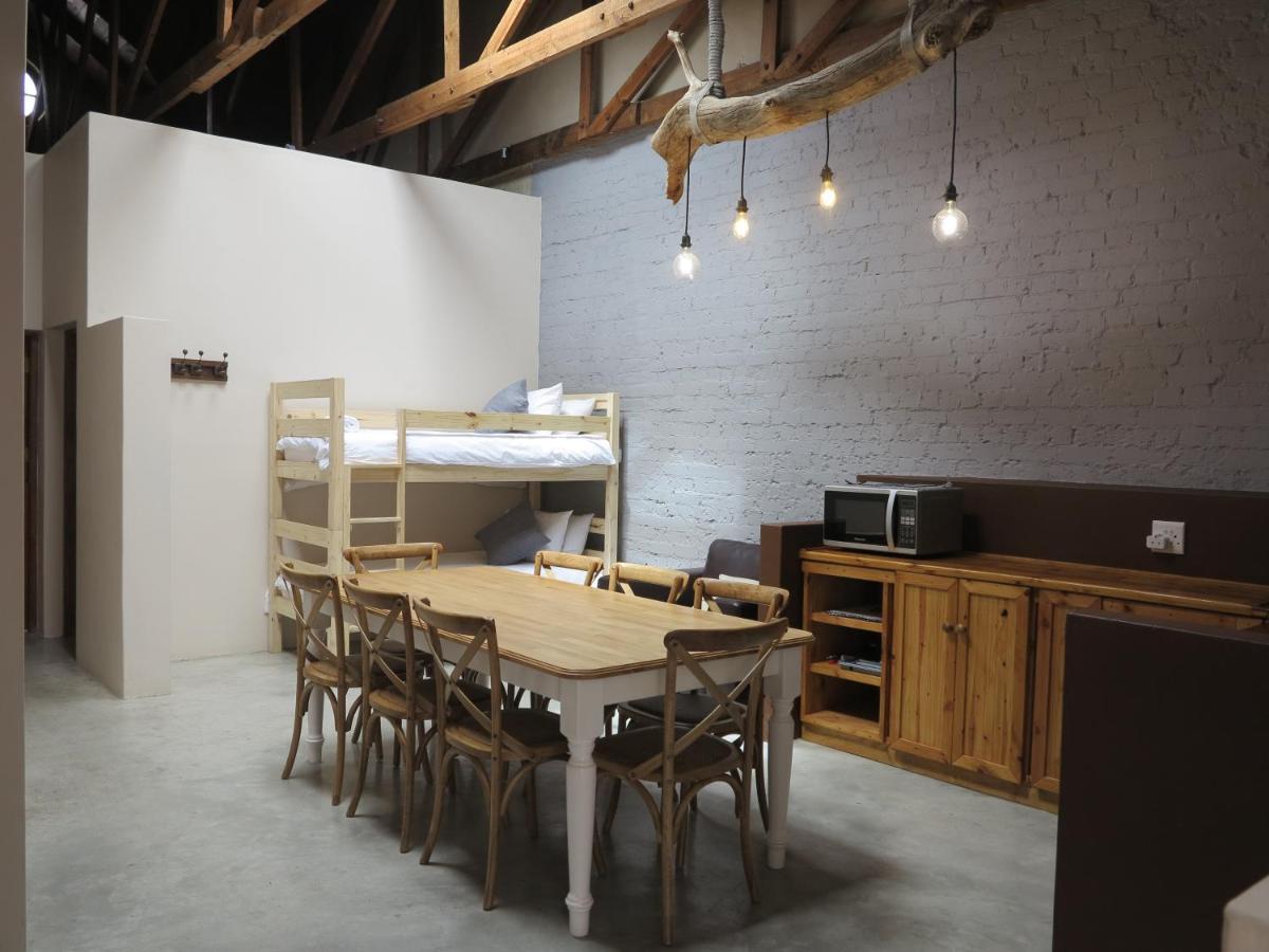Eazy Sleep Accommodation Суакопмунд Екстериор снимка