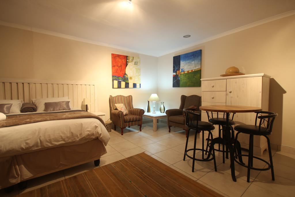 Eazy Sleep Accommodation Суакопмунд Екстериор снимка