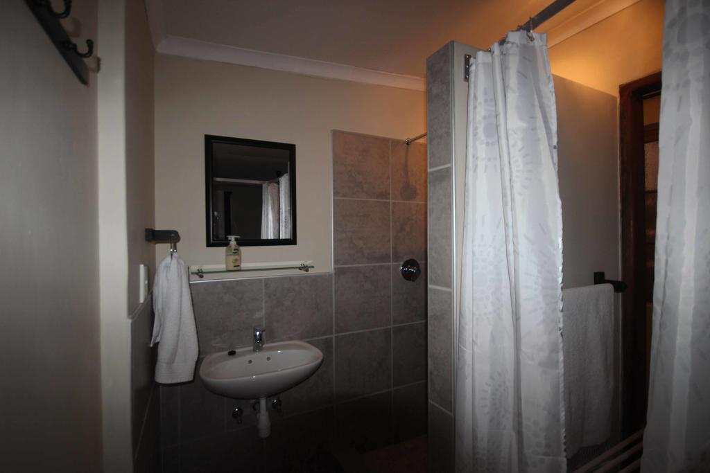 Eazy Sleep Accommodation Суакопмунд Екстериор снимка